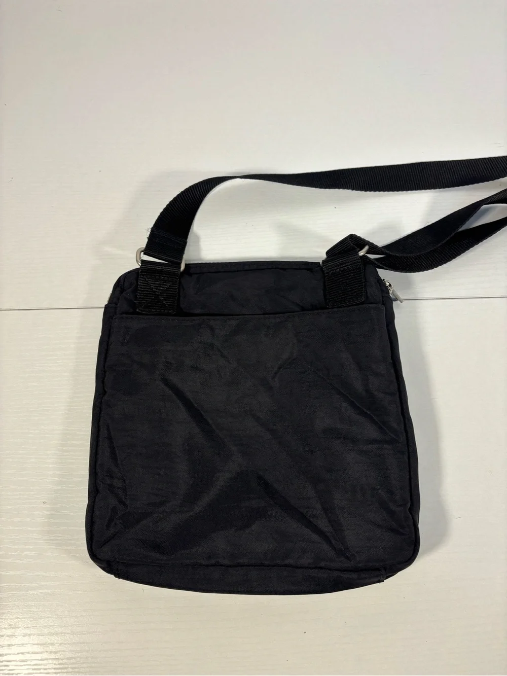 Baggallini Black Nylon Crossbody Travel Bag Organizer Purse Lightweight